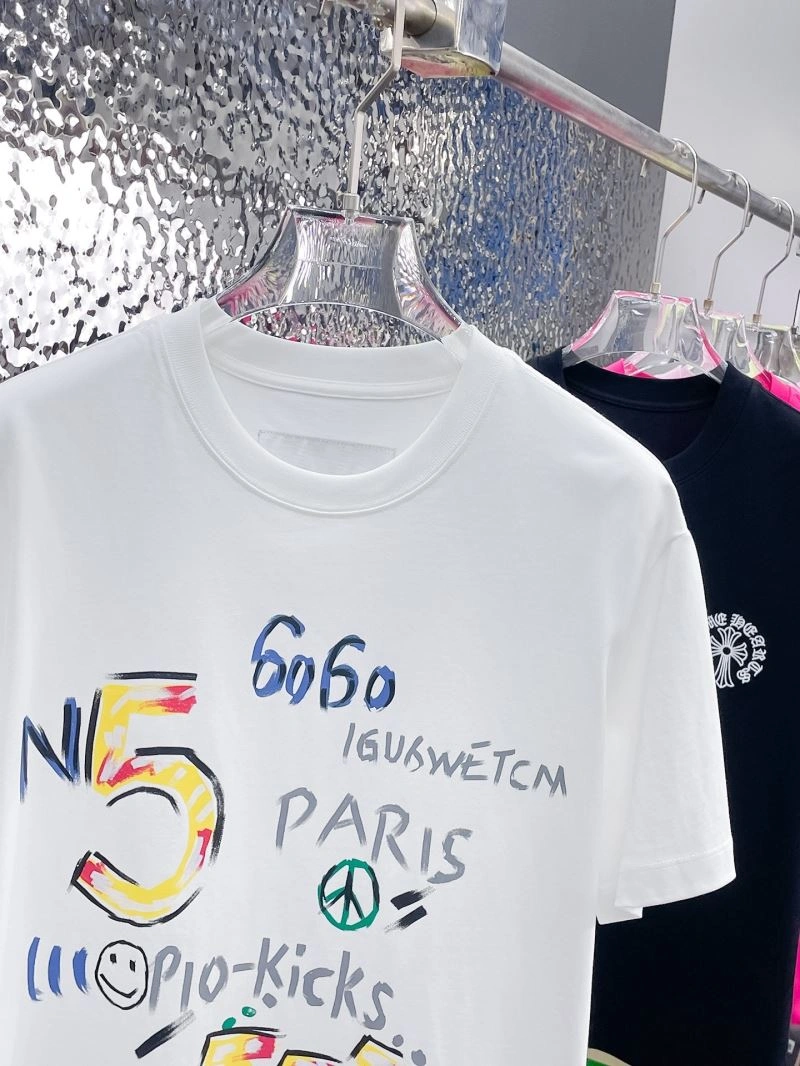 Elegant Louis Vuitton T-Shirts 137058