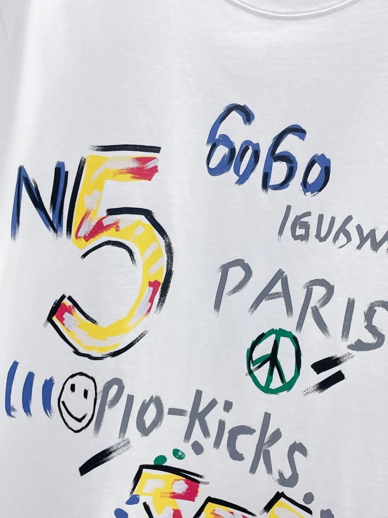 Elegant Louis Vuitton T-Shirts 137058