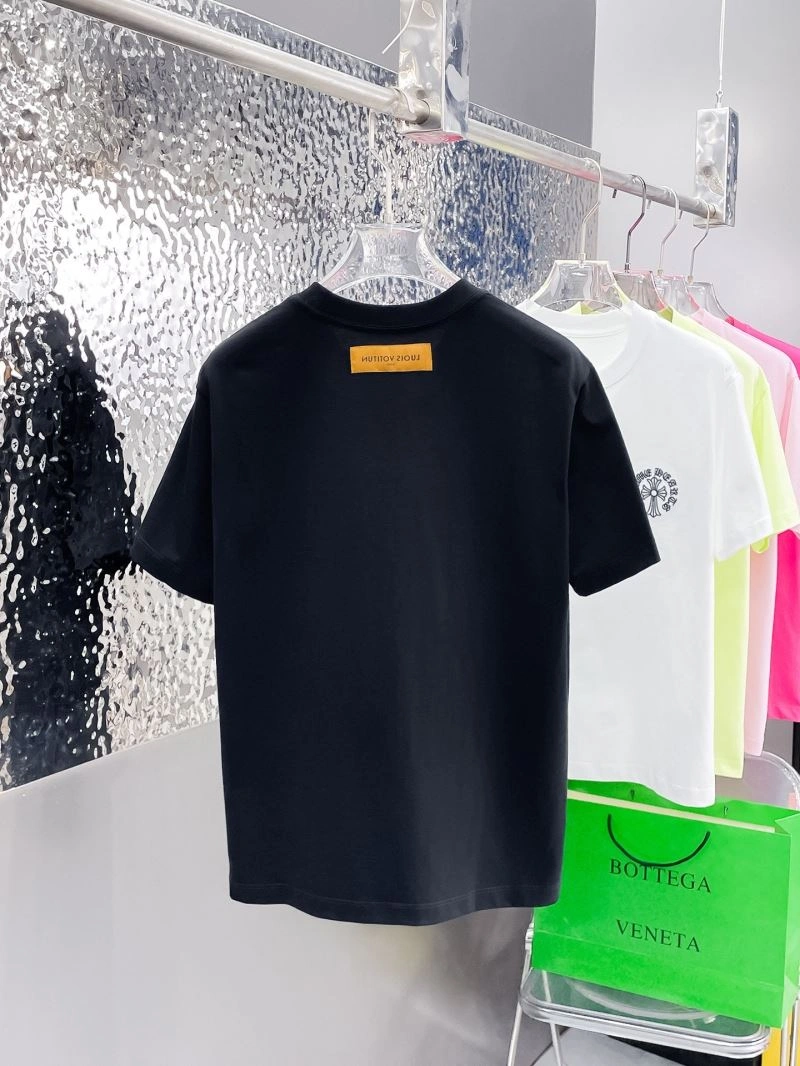 Louis Vuitton T-Shirts TimelessDesign 137059