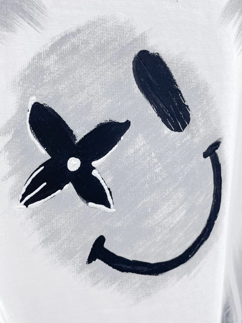 Functional Louis Vuitton T-Shirts 137057