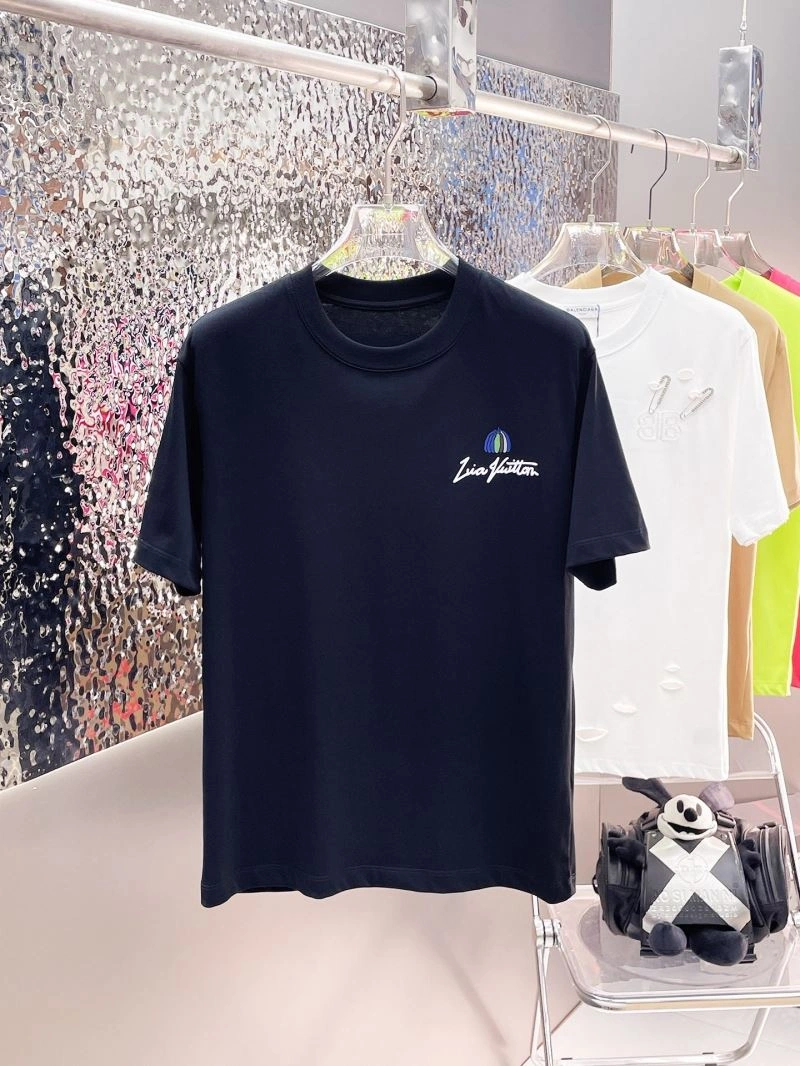 Affordable Louis Vuitton T-Shirts 137056