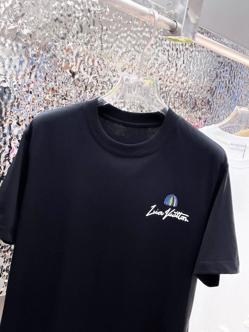 Affordable Louis Vuitton T-Shirts 137056