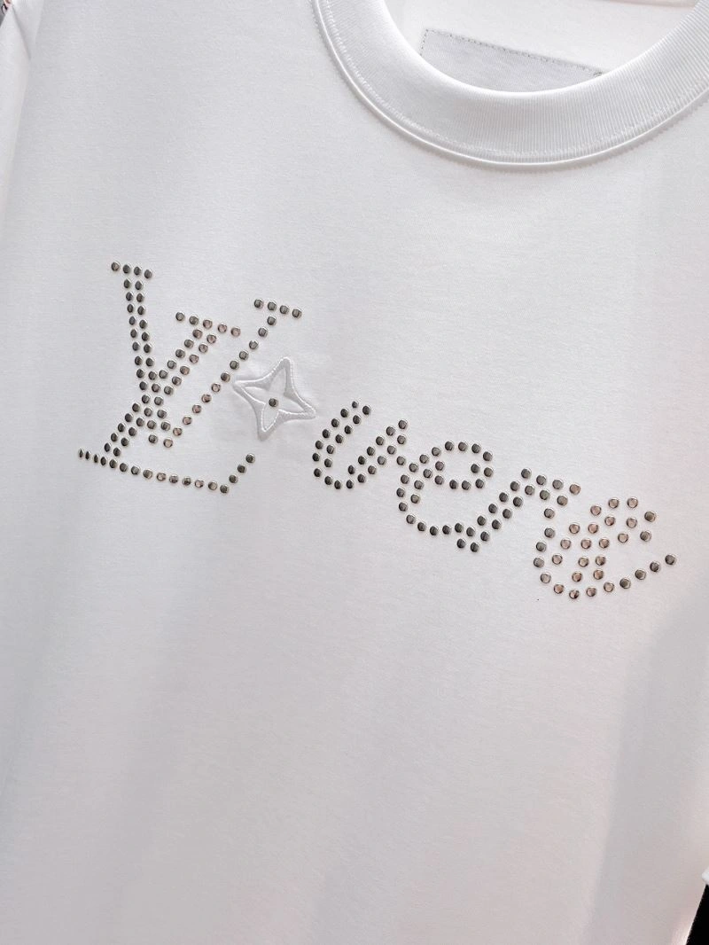 Louis Vuitton T-Shirts Fashionable 137037