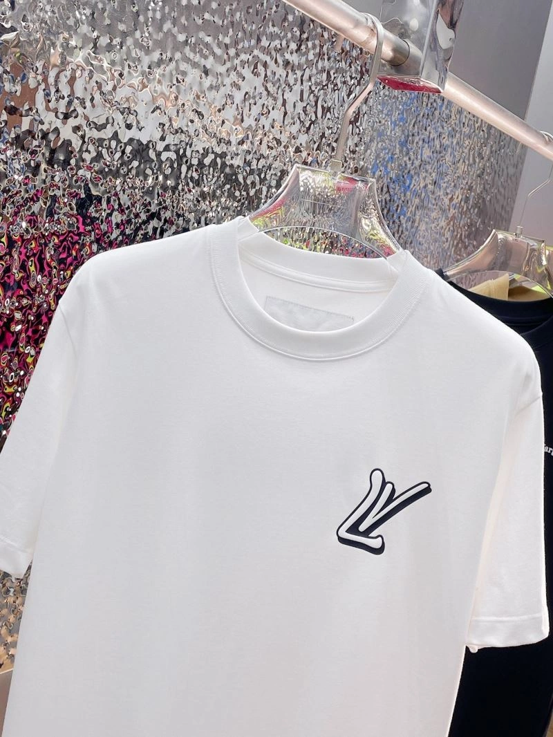 MoistureWicking Louis Vuitton T-Shirts 137032