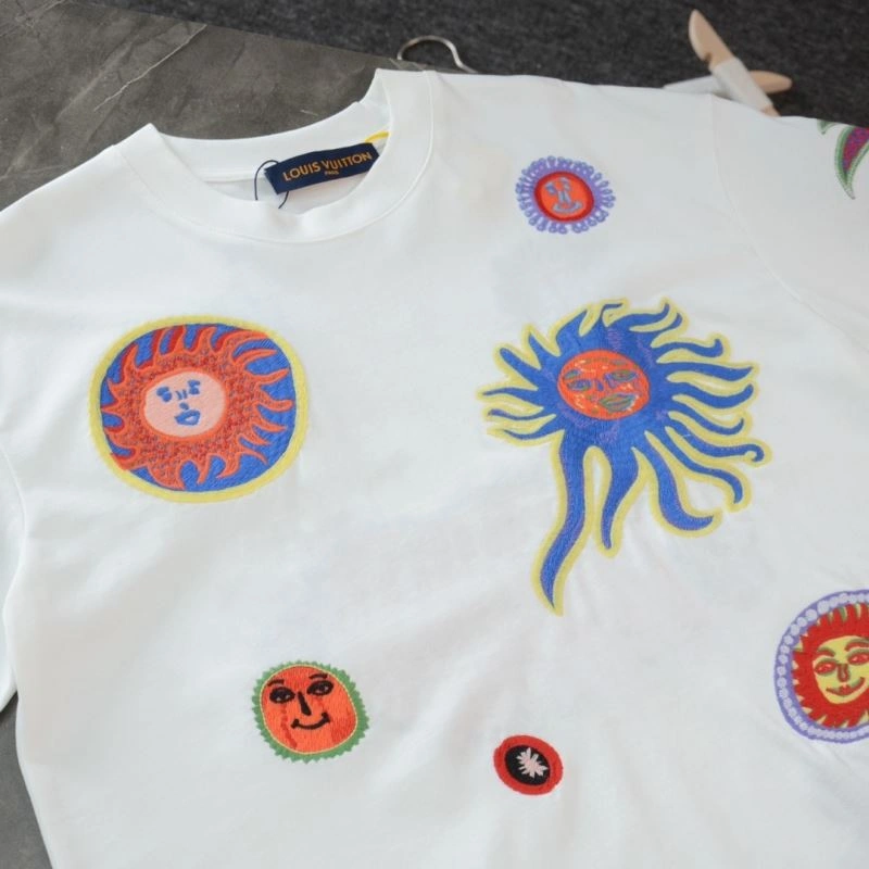 FashionForward Louis Vuitton T-Shirts 137052