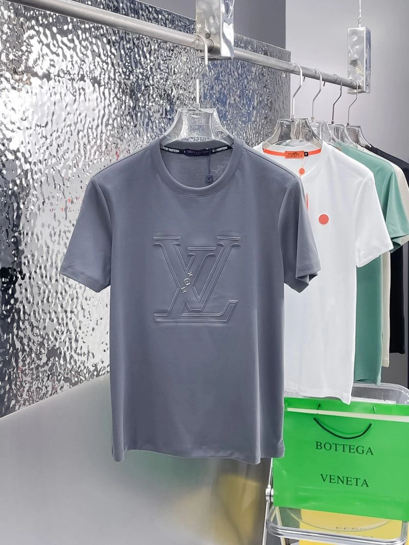 Louis Vuitton T-Shirts Stretchable 137044