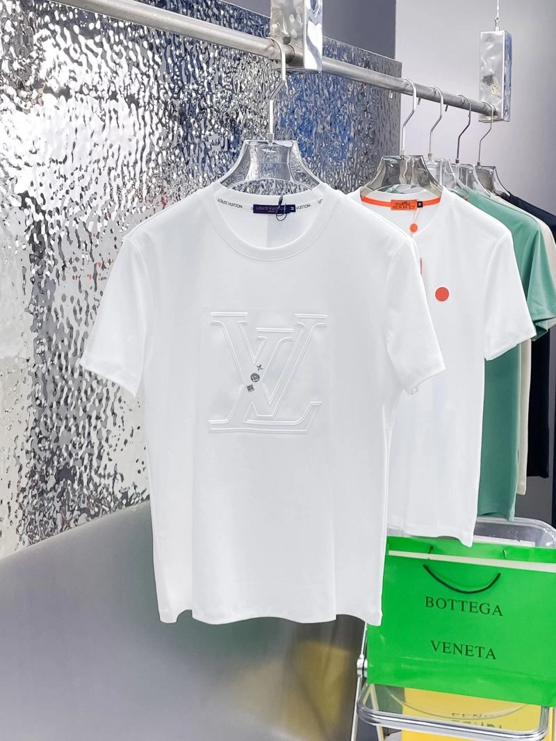 Louis Vuitton T-Shirts Stretchable 137044