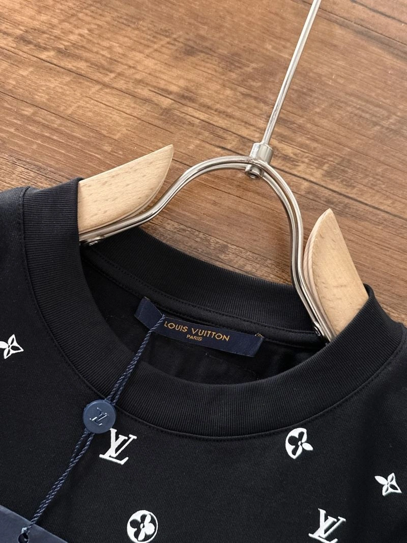 Louis Vuitton T-Shirts Bold 137015