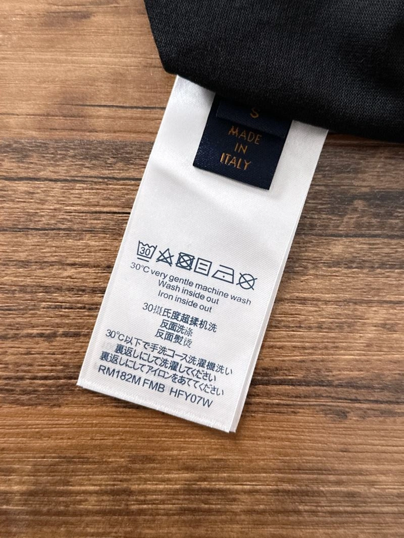 Louis Vuitton T-Shirts Bold 137015