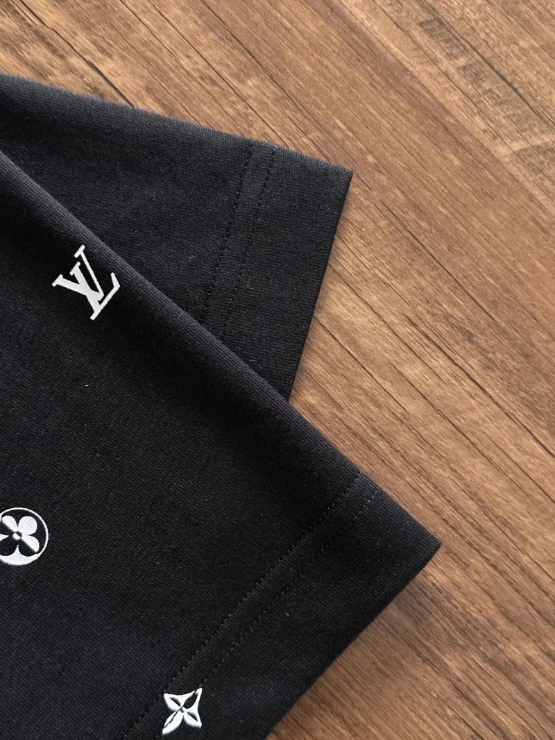 Louis Vuitton T-Shirts Bold 137015