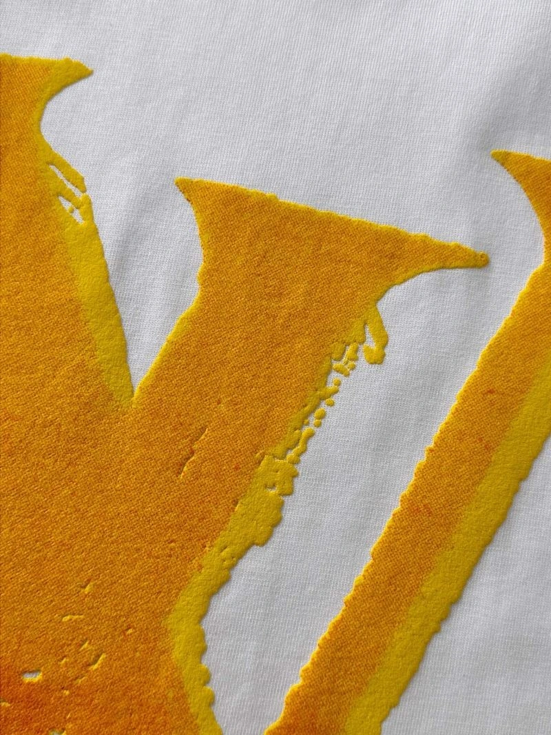 Louis Vuitton T-Shirts Stretchable 137019