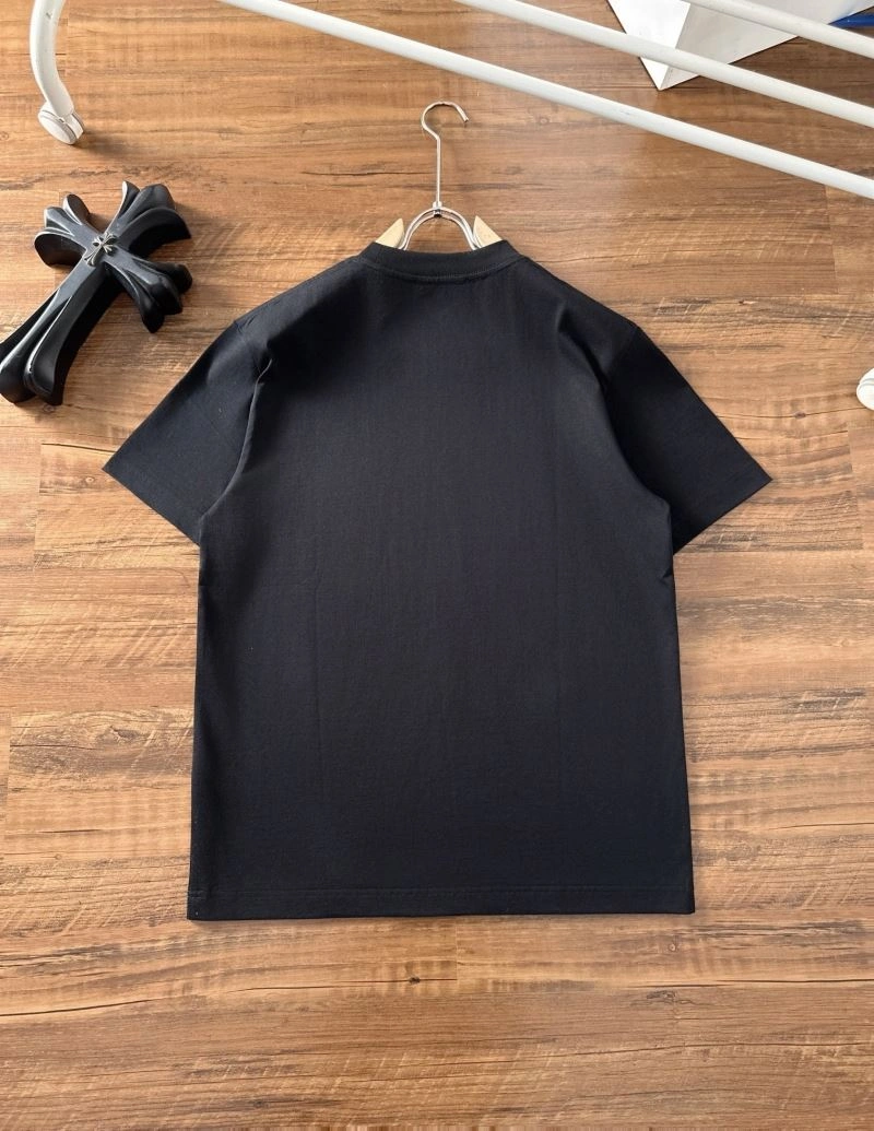 UrbanChic Louis Vuitton T-Shirts 137013
