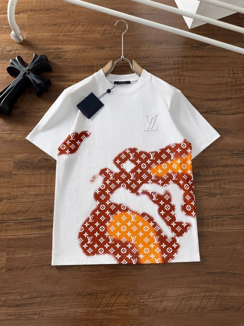 Chic Louis Vuitton T-Shirts 137010
