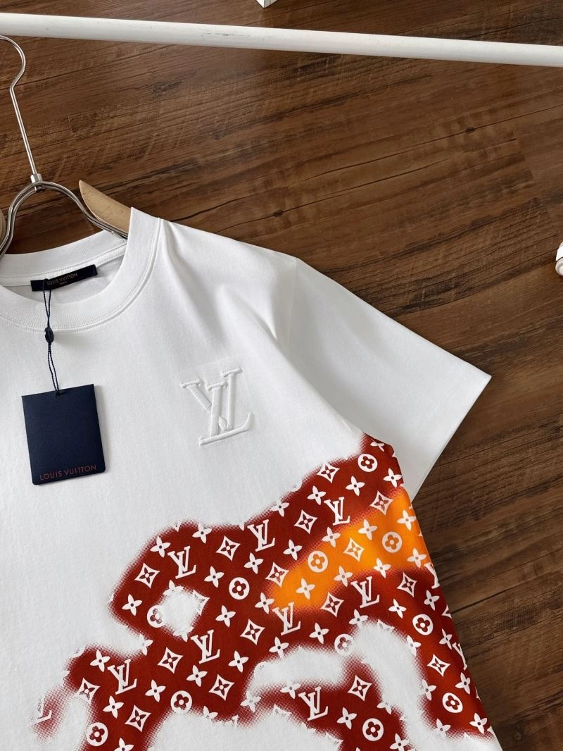 Chic Louis Vuitton T-Shirts 137010