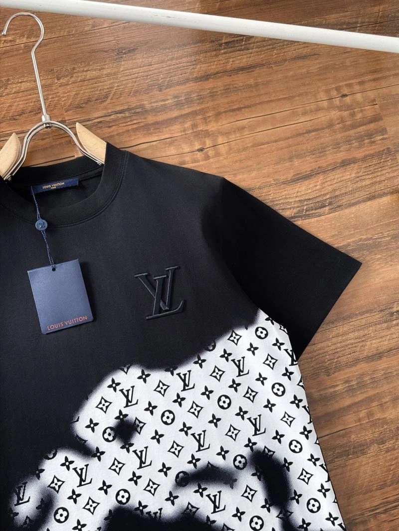Supportive Louis Vuitton T-Shirts 137009