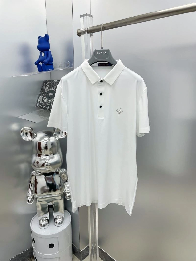 Neat Louis Vuitton T-Shirts 136986