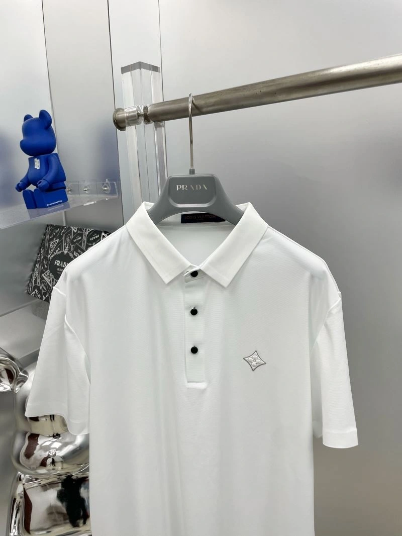 Neat Louis Vuitton T-Shirts 136986