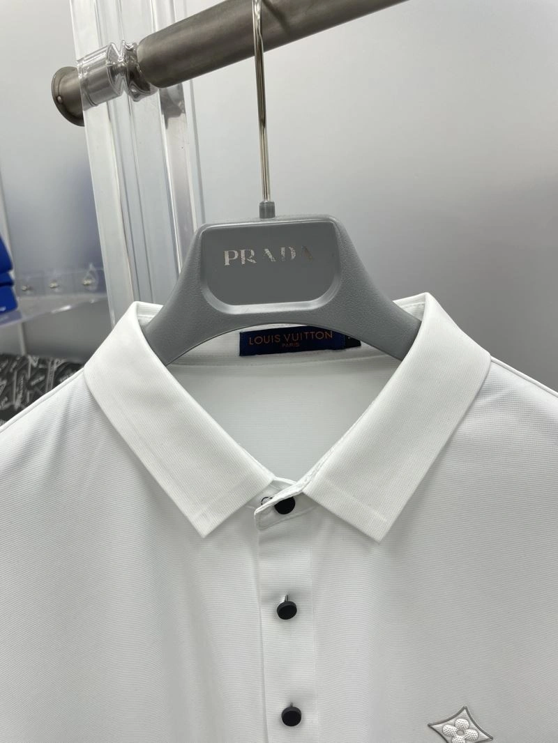 Neat Louis Vuitton T-Shirts 136986