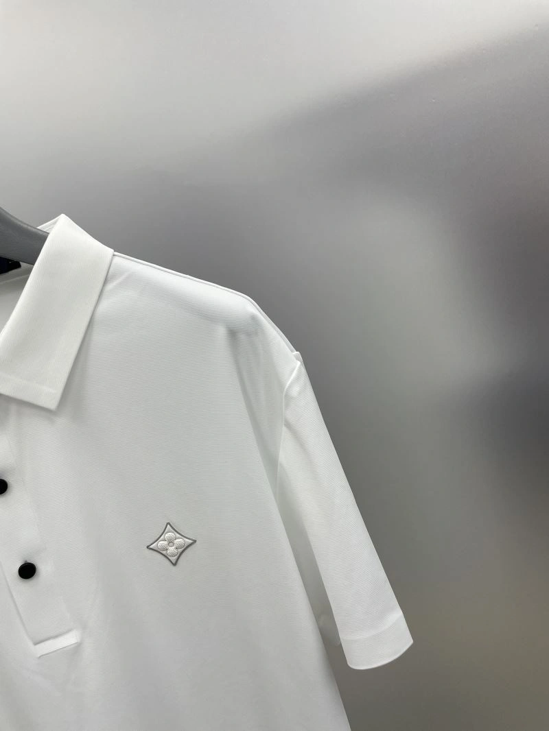 Neat Louis Vuitton T-Shirts 136986