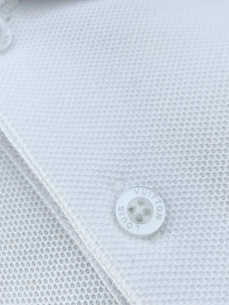 UrbanChic Louis Vuitton T-Shirts 137004