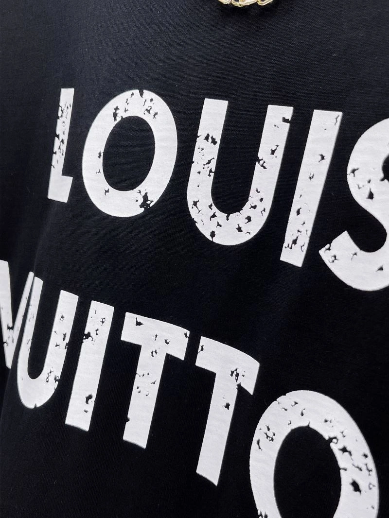 Louis Vuitton T-Shirts Timeless 136996