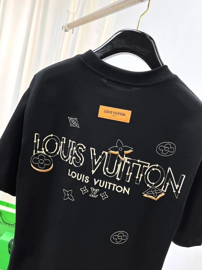 Timeless Louis Vuitton T-Shirts 136336