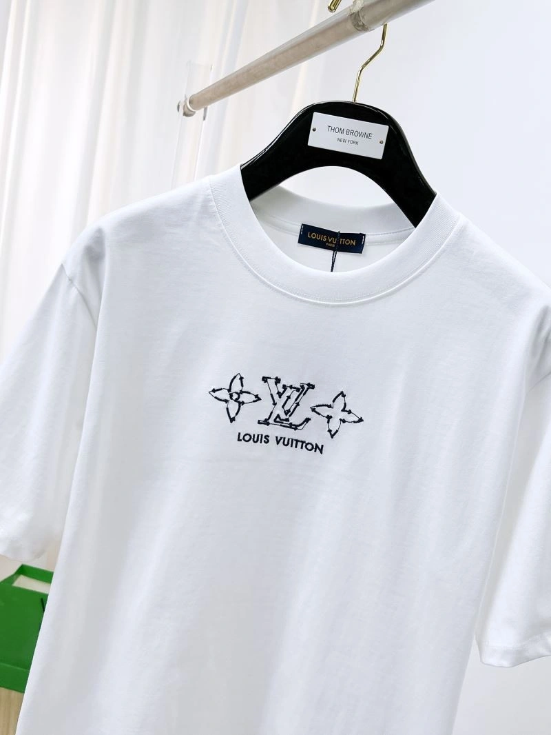 Casual Louis Vuitton T-Shirts 136331