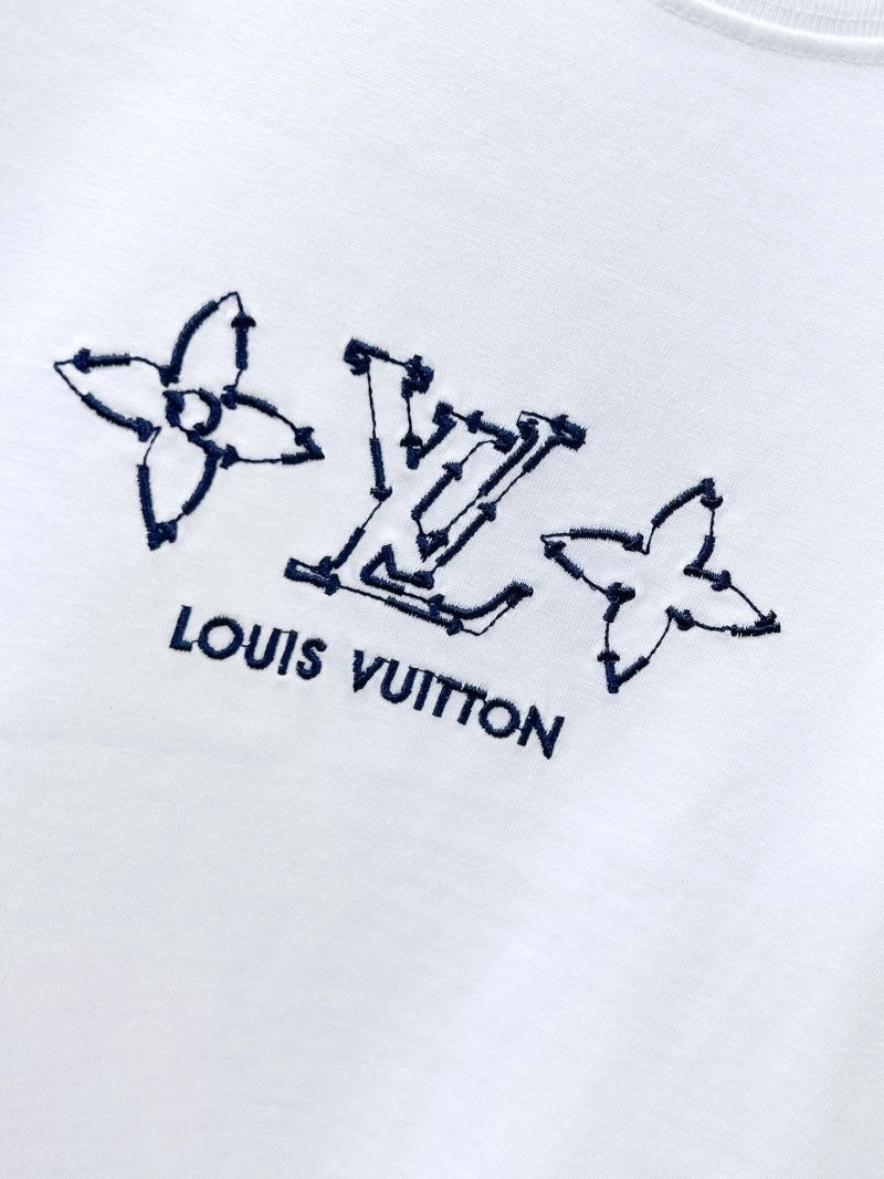 Casual Louis Vuitton T-Shirts 136331