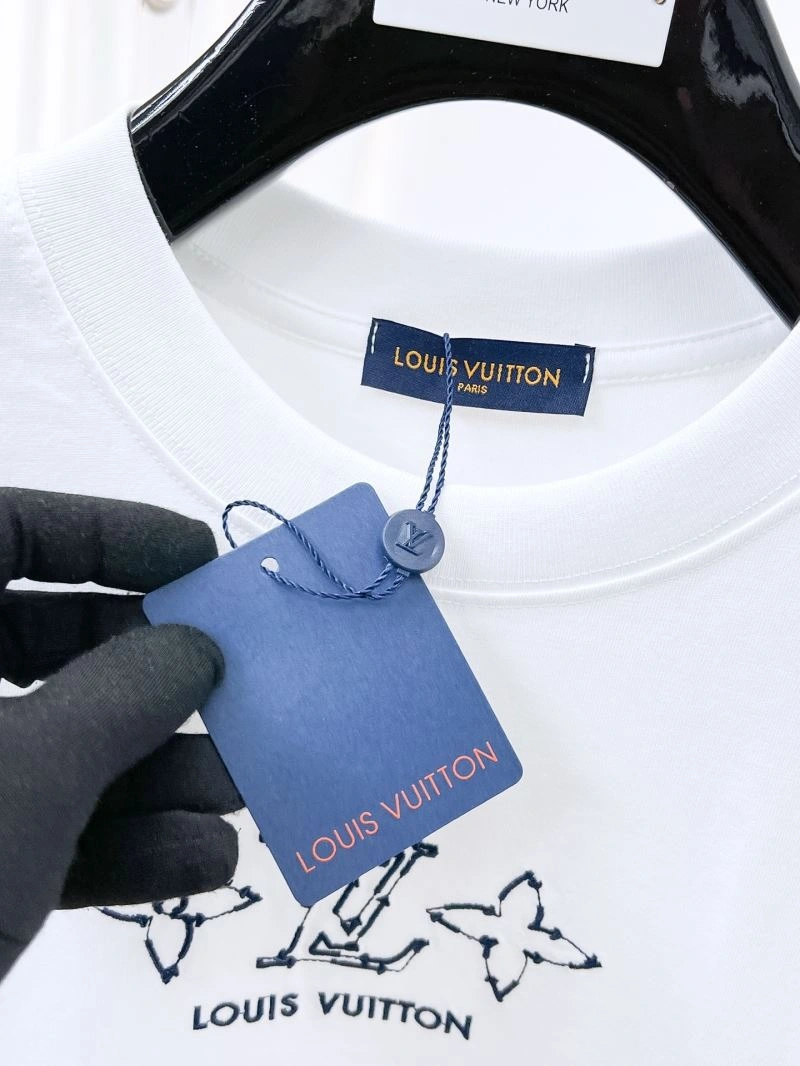 Casual Louis Vuitton T-Shirts 136331