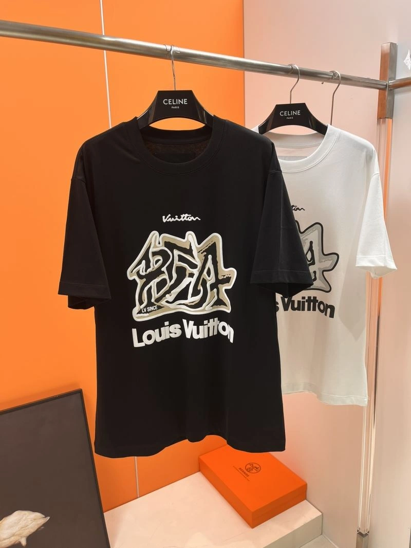 Sophisticated Louis Vuitton T-Shirts 136335