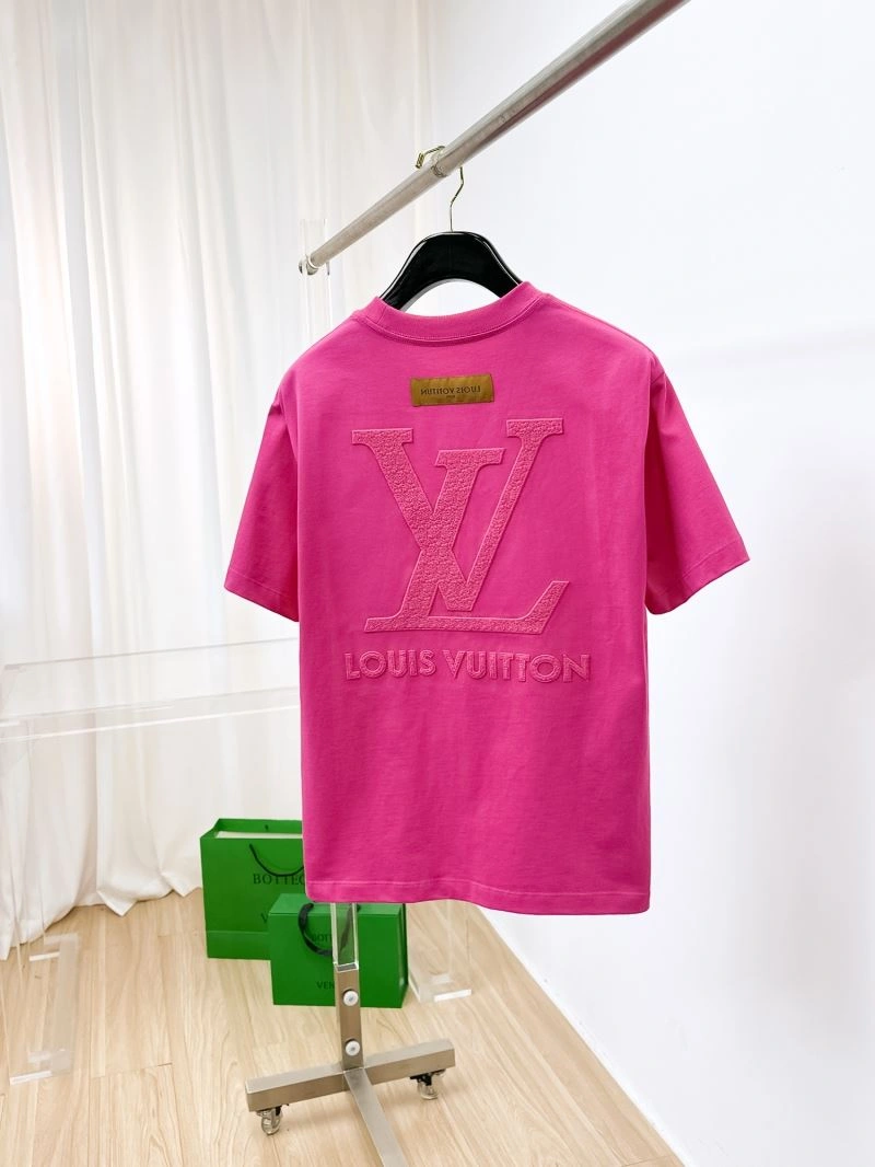 TravelReady Louis Vuitton T-Shirts 136333