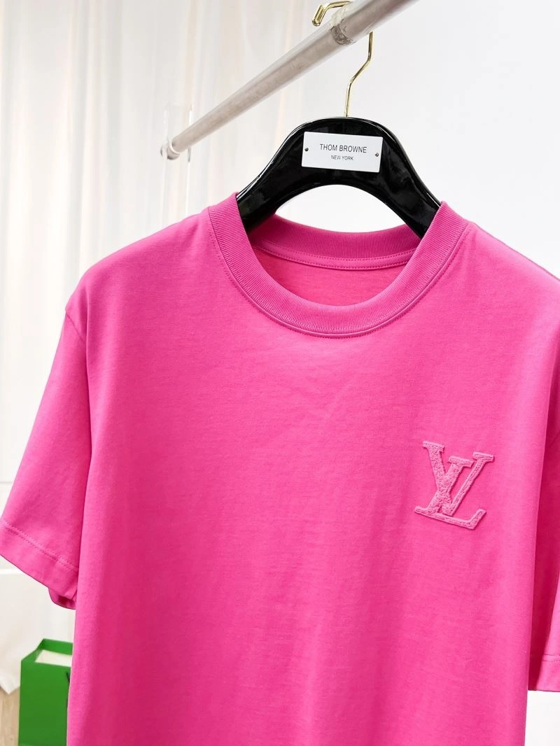 TravelReady Louis Vuitton T-Shirts 136333