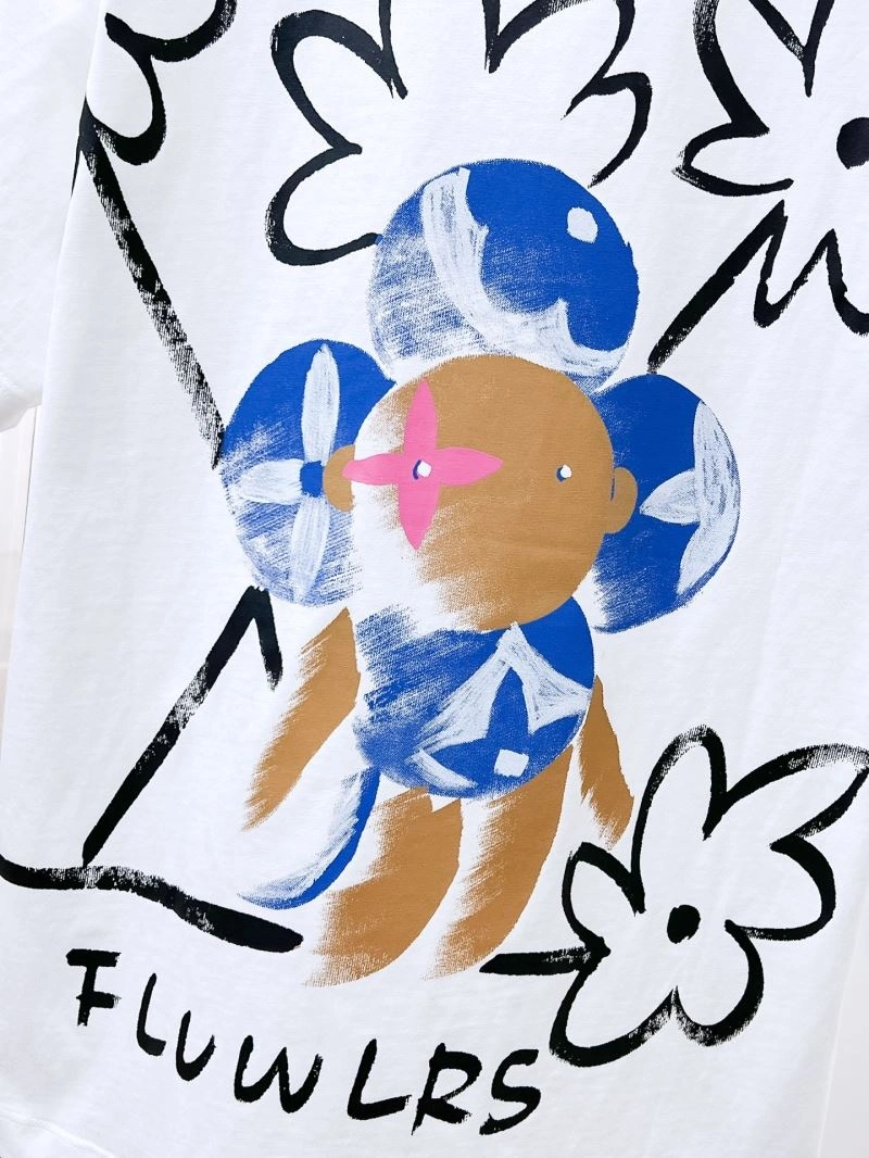 Compact Louis Vuitton T-Shirts 136316
