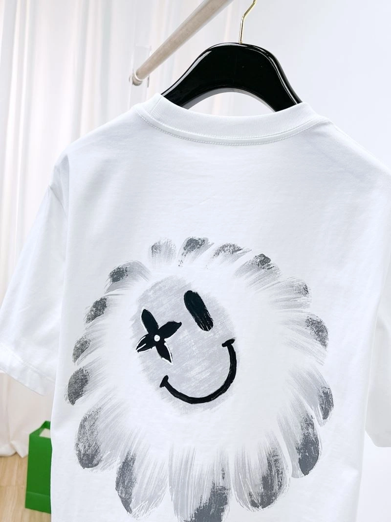 Louis Vuitton T-Shirts Sustainable 136290