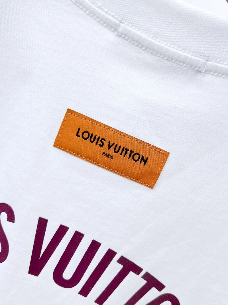 Louis Vuitton T-Shirts HighPerformance 136303