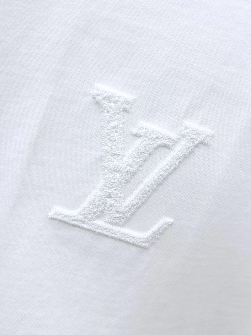 Bright Louis Vuitton T-Shirts 136320