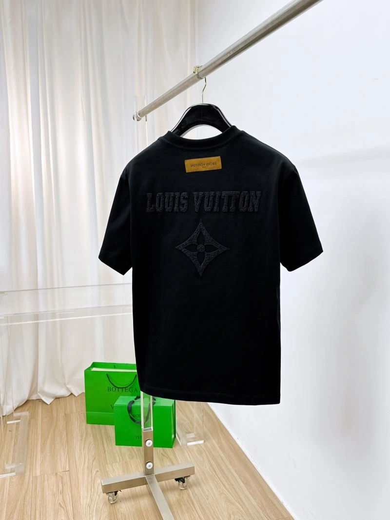 Comfortable Louis Vuitton T-Shirts 136313
