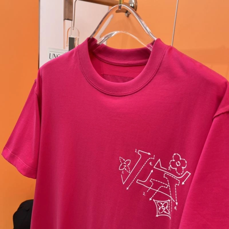 ModernLook Louis Vuitton T-Shirts 136315