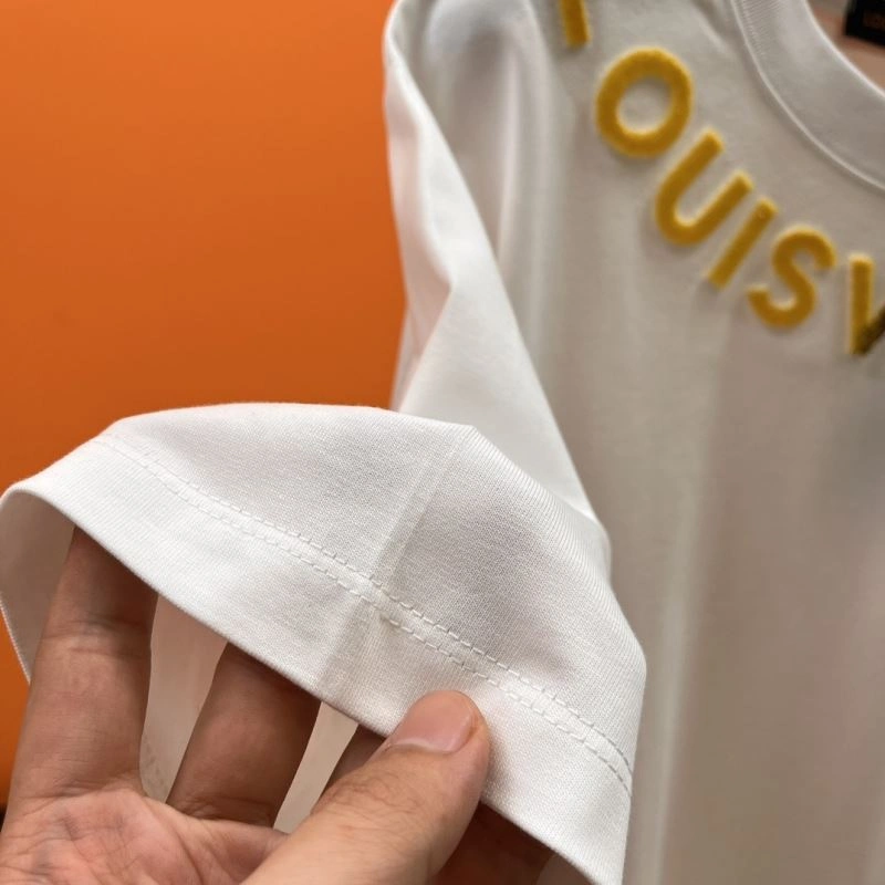 MultiPurpose Louis Vuitton T-Shirts 136294