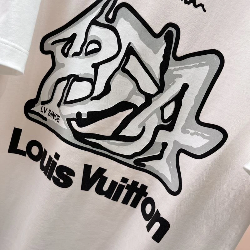 SmoothTexture Louis Vuitton T-Shirts 136319