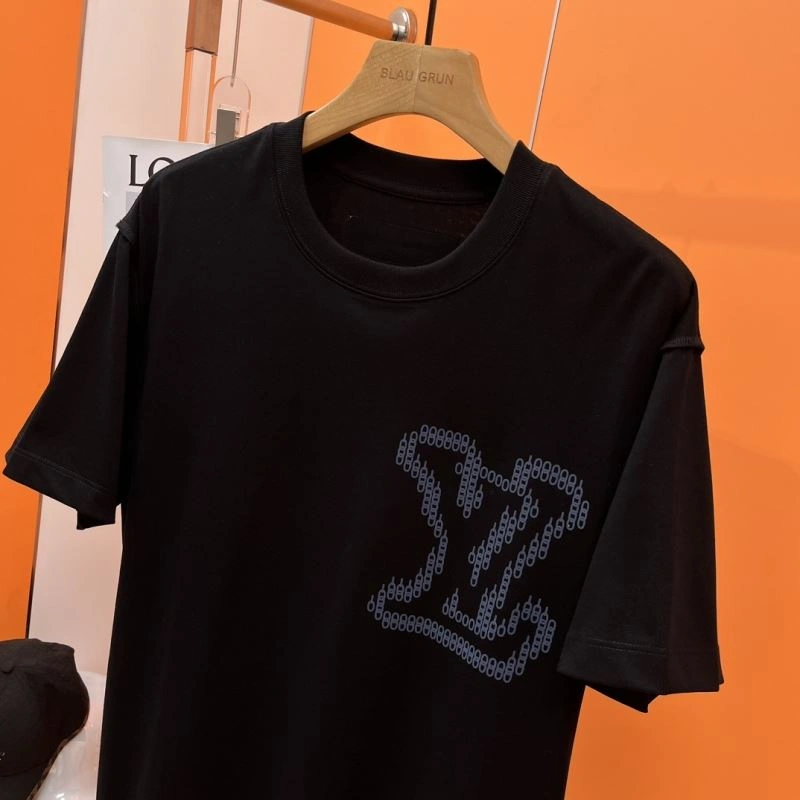 UrbanStyle Louis Vuitton T-Shirts 136308