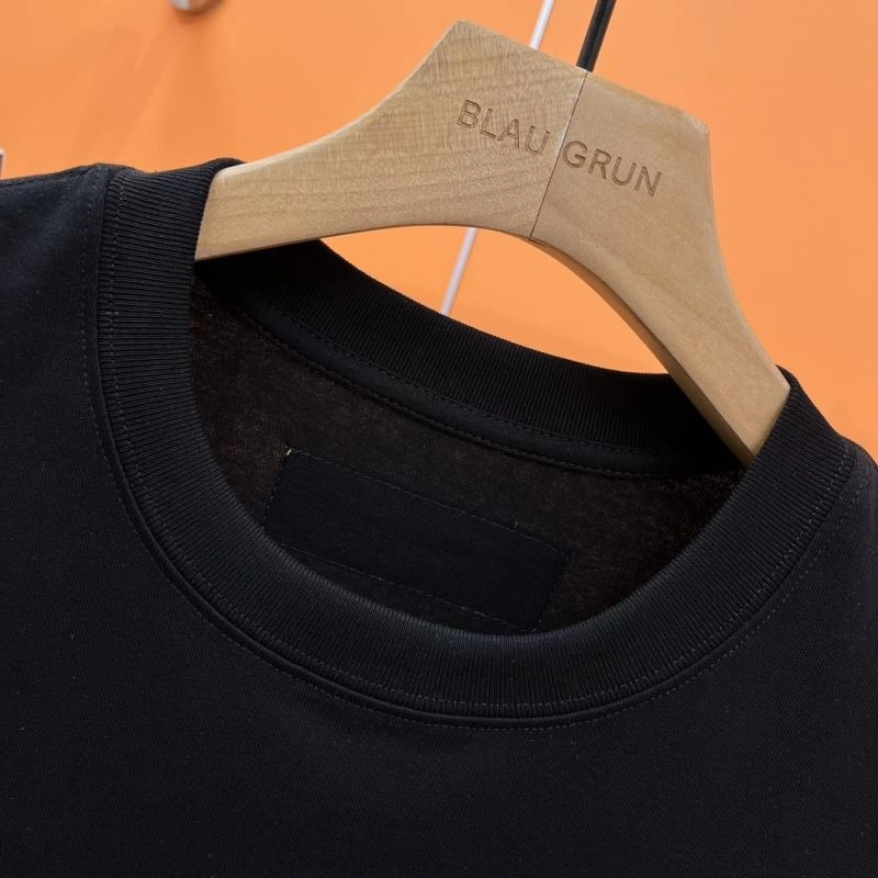 UrbanStyle Louis Vuitton T-Shirts 136308