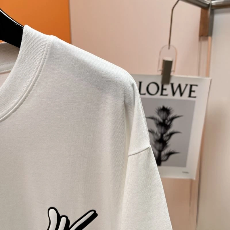 Breathable Louis Vuitton T-Shirts 136314