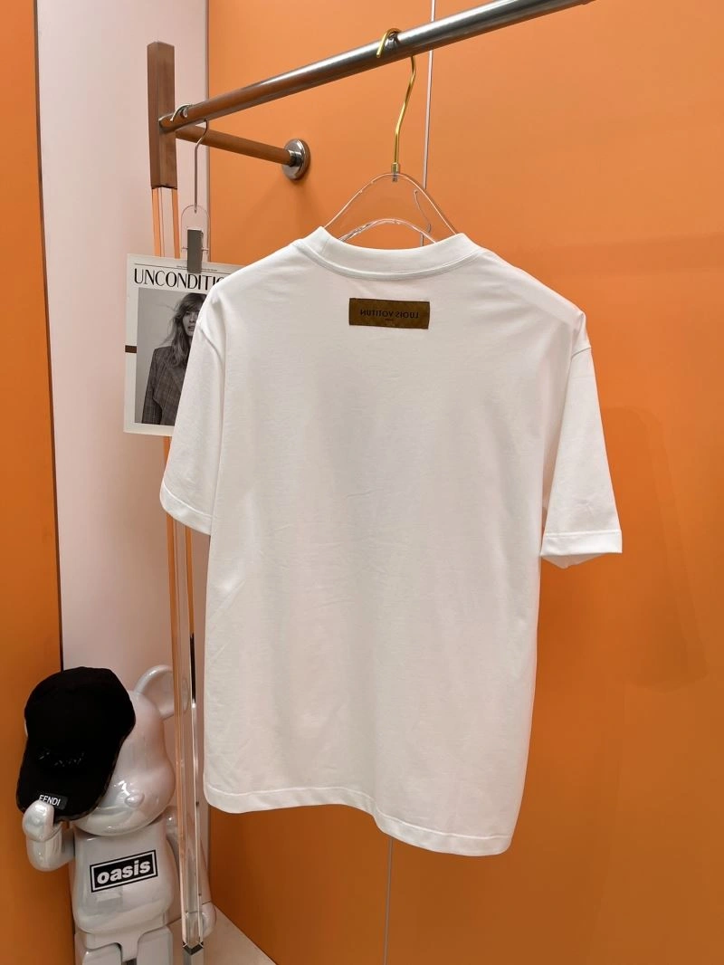 WeatherProof Louis Vuitton T-Shirts 136317