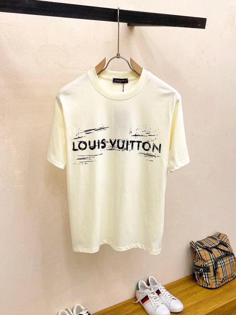 TechFriendly Louis Vuitton T-Shirts 136307