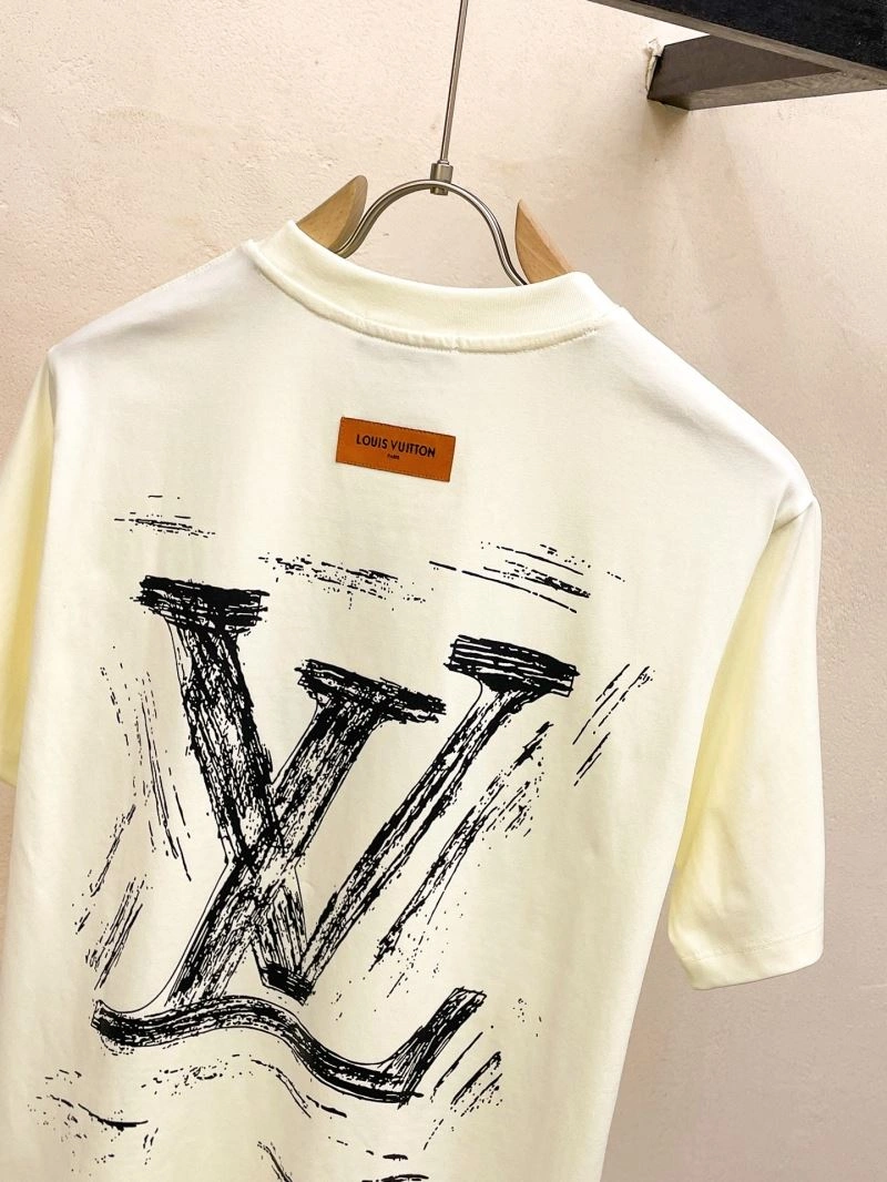 TechFriendly Louis Vuitton T-Shirts 136307