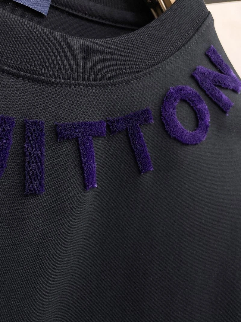 Neat Louis Vuitton T-Shirts 136288