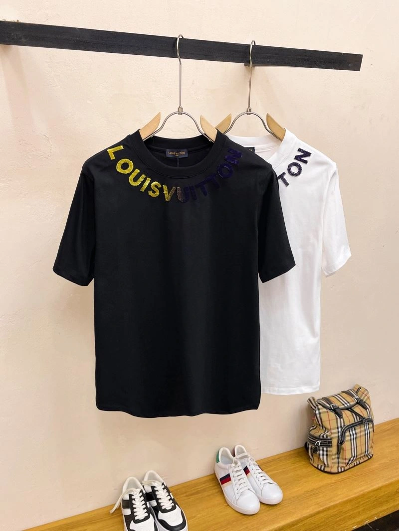 Louis Vuitton T-Shirts Neat 136287