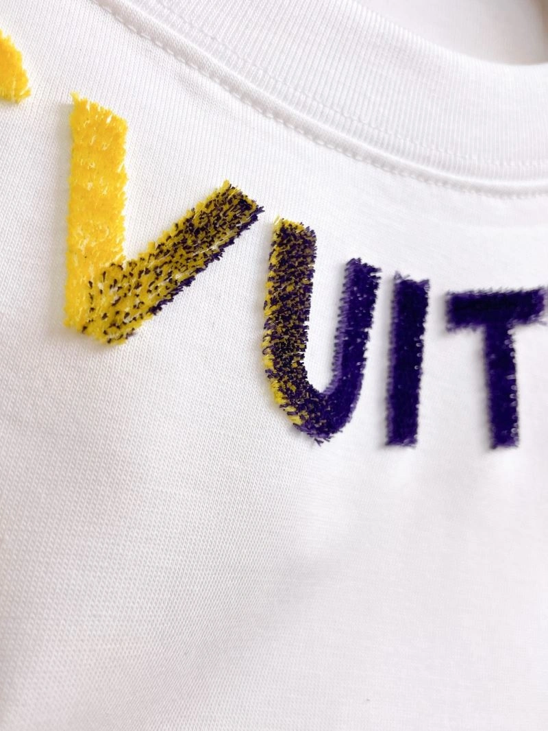 Louis Vuitton T-Shirts Neat 136287