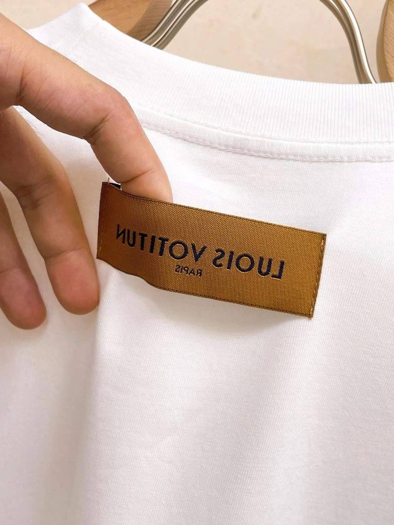 Louis Vuitton T-Shirts FreshLook 136277